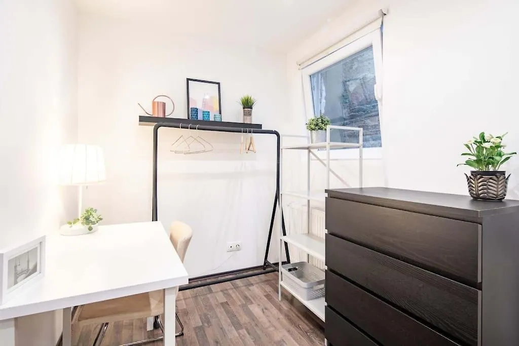 Cityscape Budget Apartments Omega بودابست 0*,
