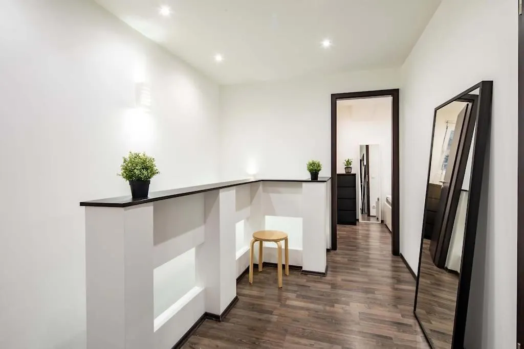 Cityscape Budget Apartments Omega بودابست 0*,  المجر